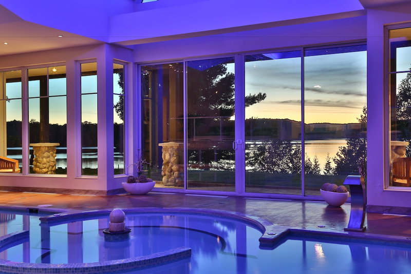 Sir Sam's Inn & Waterspa - Adults Only, Dysart et al, Canada
