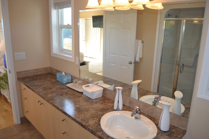 Salish Bed & Breakfast and Spa, West Kelowna, Canada