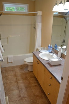 Salish Bed & Breakfast and Spa, West Kelowna, Canada