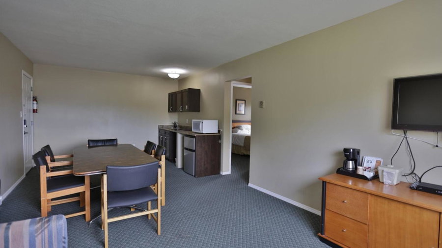 Diplomat Motel, Nanaimo, Canada