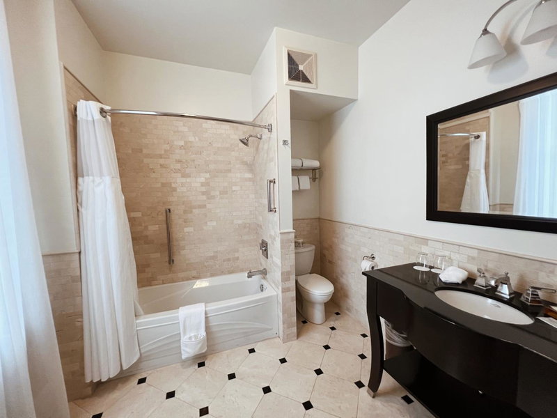 Hotel Manoir D'Auteuil - Par Aneyro, Quebec City, Kanada