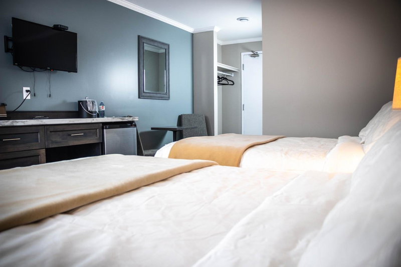 Newfound Inn & Suites, Conception Bay South, Canada