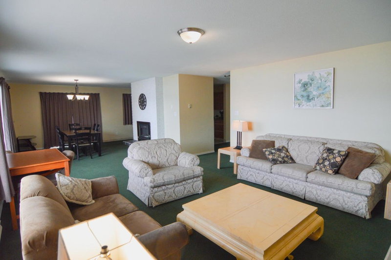 Shoreline Resort Condominiums, Penticton, Canada