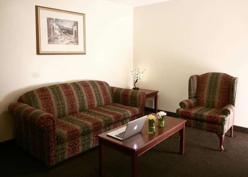 Foxwood Inn & Suites Drayton Valley, Drayton Valley, Canada