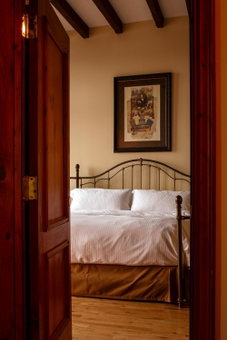 Auberge du Vieux Port by Gray Collection, Montréal, Canada