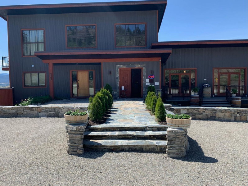 Wesbert Winery & Guest Suites, Penticton, Canada