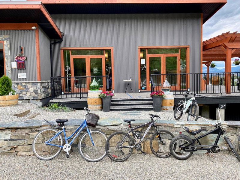 Wesbert Winery & Guest Suites, Penticton, Canada
