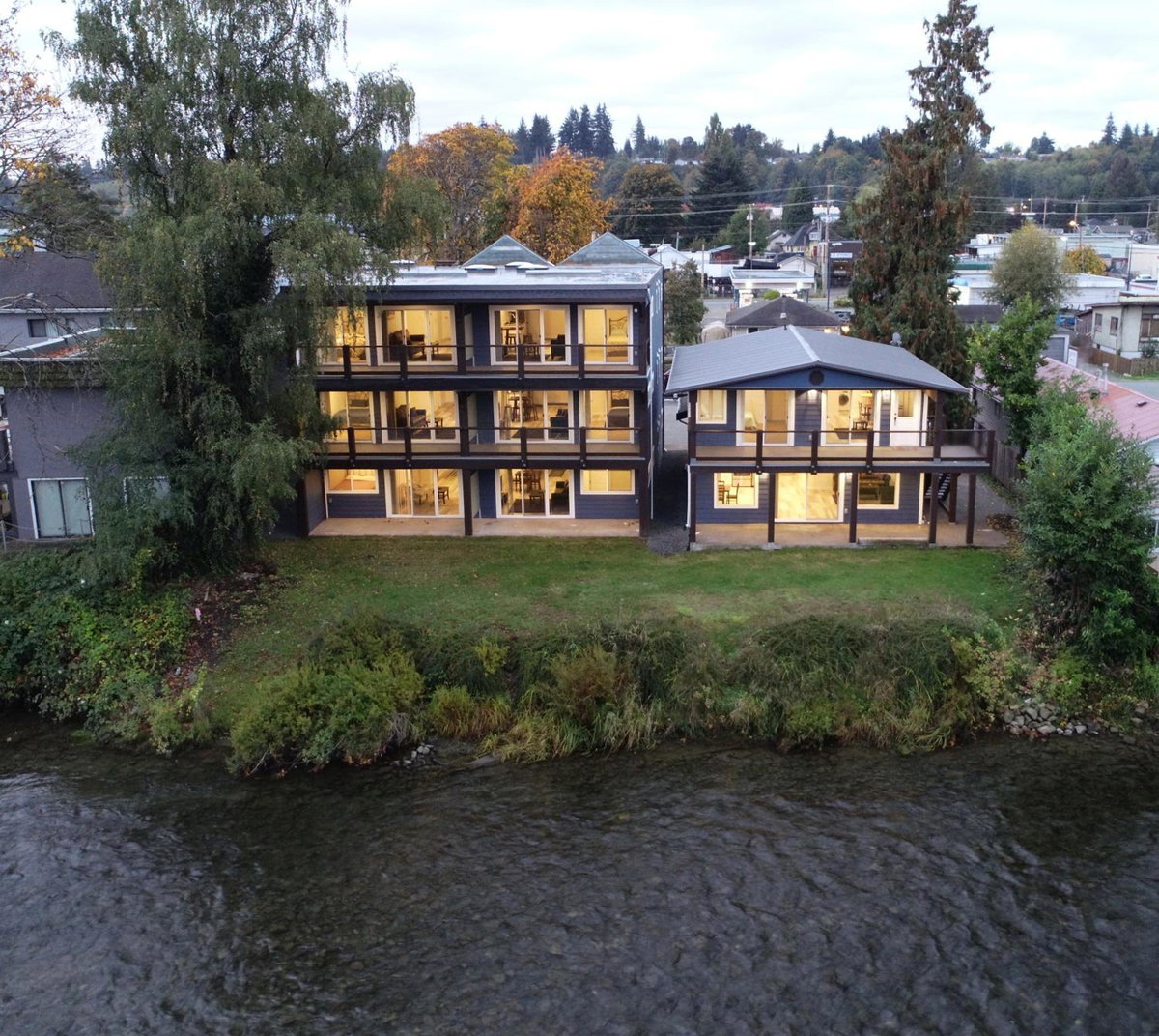 Hotel · Chateau Riverside, Campbell River