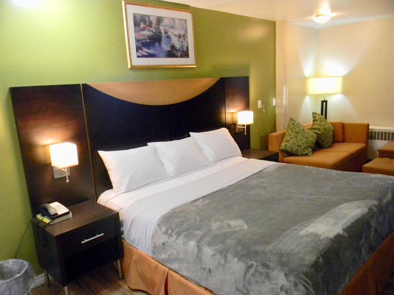 American Plaza Motel, London, Канада