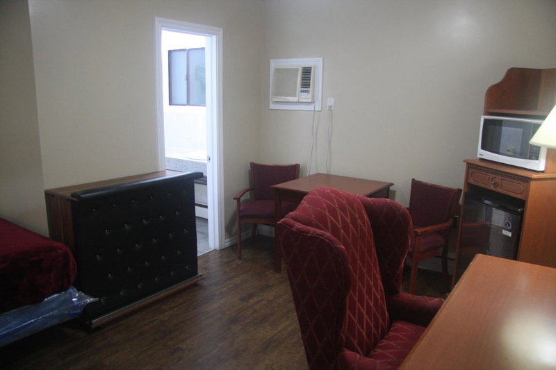 American Plaza Motel, London, Канада