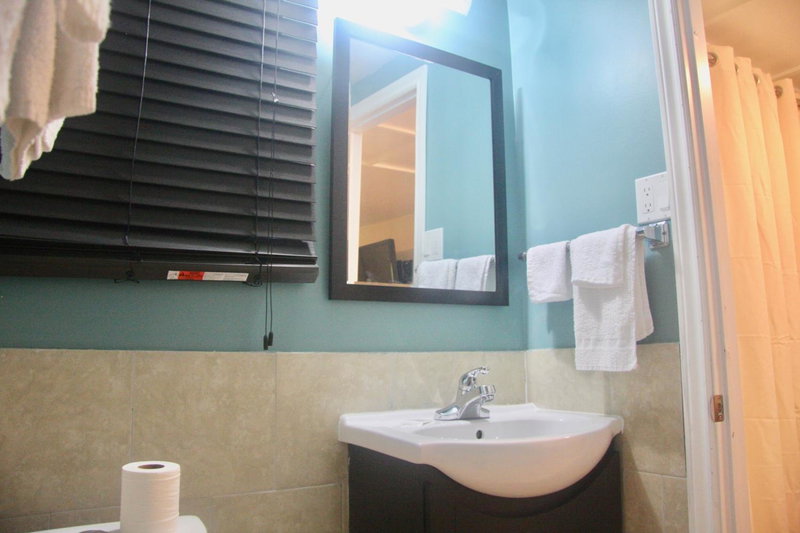 American Plaza Motel, London, Канада