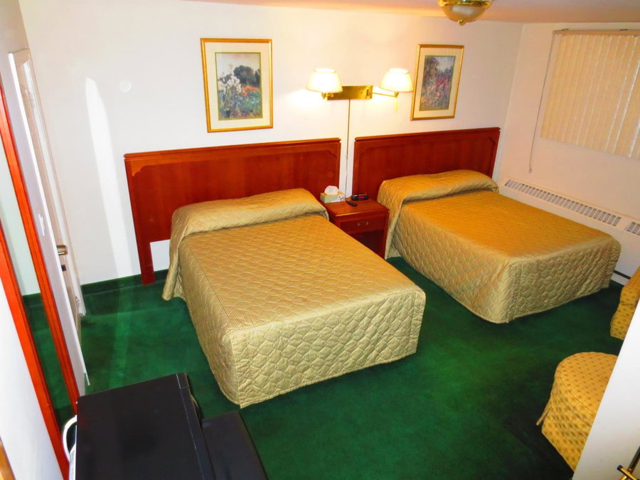 Canadiana Motel, Hanover, Canada
