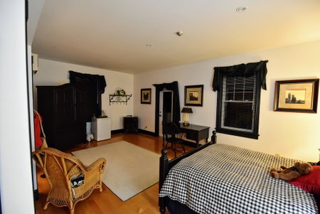 The Burleigh Falls Inn & Suites, North Kawartha, Canada