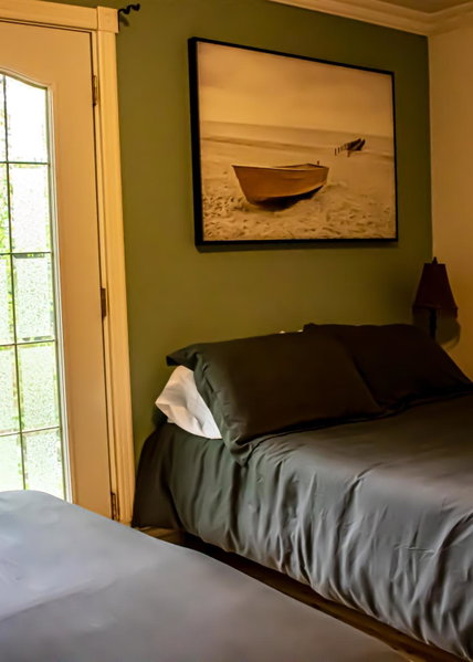 auberge les deux tours, Jonquiere, Canada