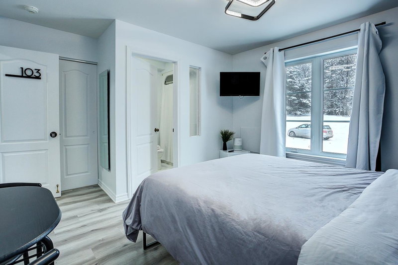 Le 900 Tremblant Inn Café and Bistro, Mont-Tremblant, Canada