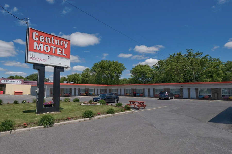 Century Motel, Cornwall, Canada