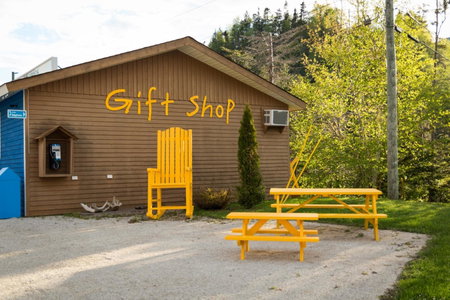 Middle Brook Cottages & Chalets, Glenburnie, Canada