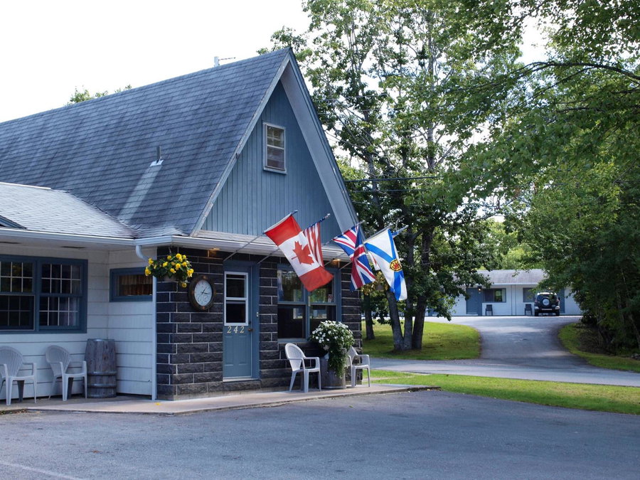 Wildwood Motel, Shelburne, Canada