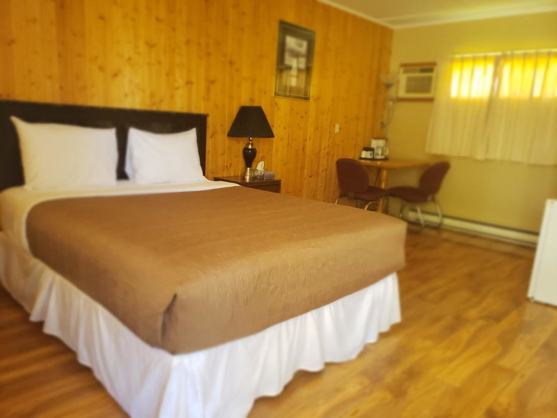 Wildwood Motel, Shelburne, Canada