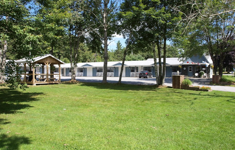 Wildwood Motel, Shelburne, Canada