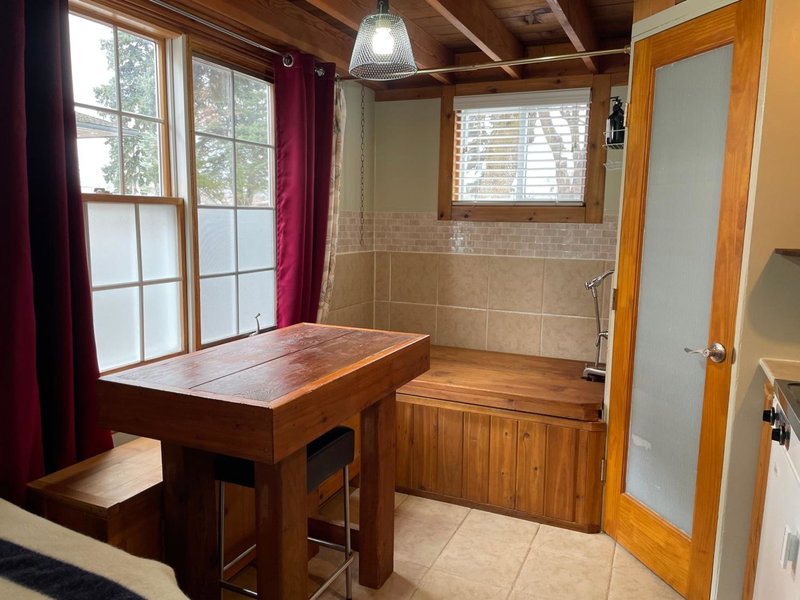 Luna Bed & Breakfast, Grand Forks, Canada