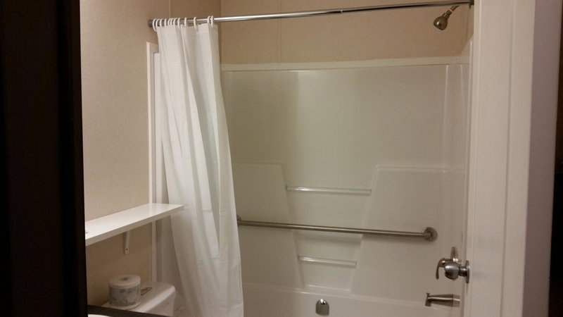 Bear's Den Lodge, Shaunavon, Canada