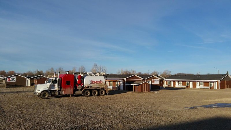 Bear's Den Lodge, Shaunavon, Canada