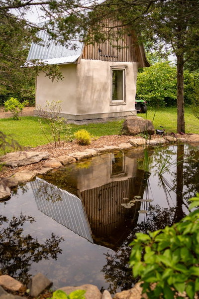 Owl's Nest Suites, Carrying Place, Kanada