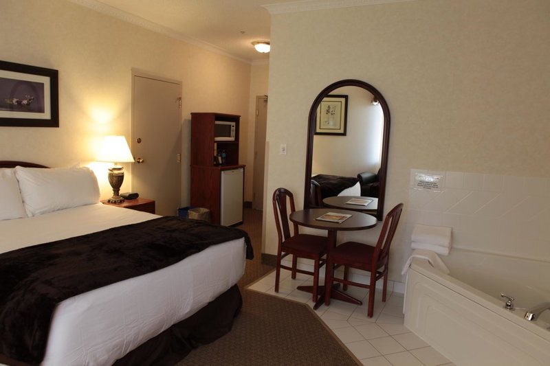 Continental Inn & Suites, Edmonton, Canada