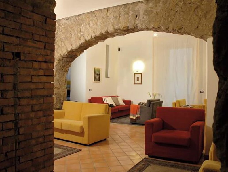Caravaggio Hotel, Naples, Италия