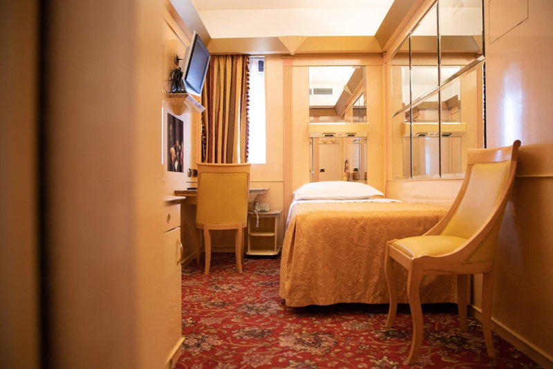 Hotel Wagner, Milan, Италия