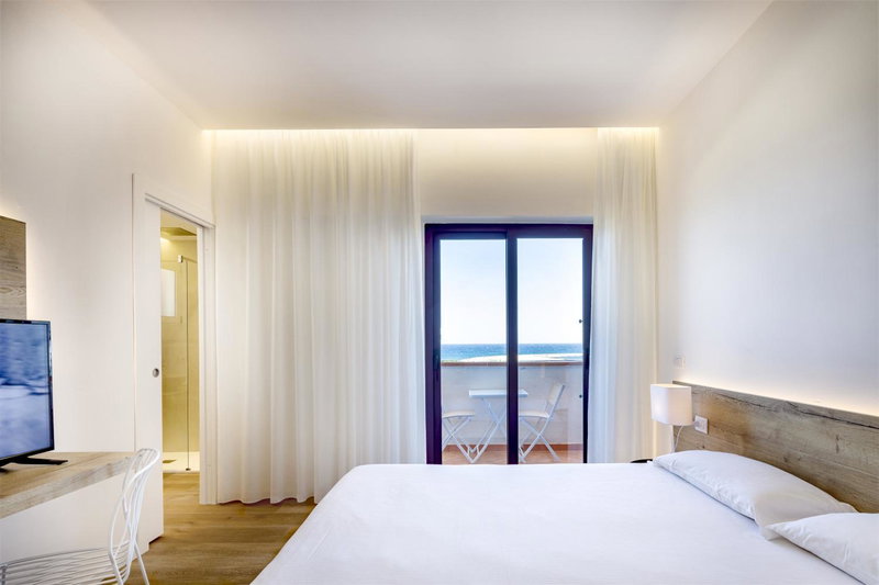 Hotel Onda Marina, San Teodoro, Italy