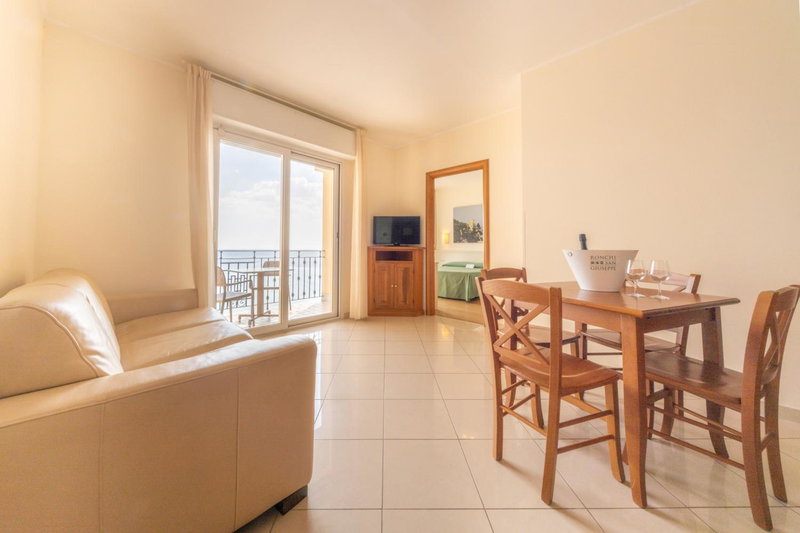 Lido Resort, Finale Ligure, Italia