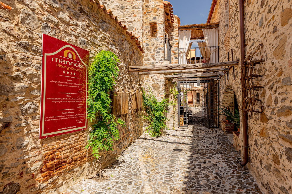 Отель · Albergo Diffuso Mannois, Orosei