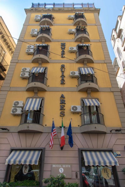 Hotel Suite Ares, Naples, Италия