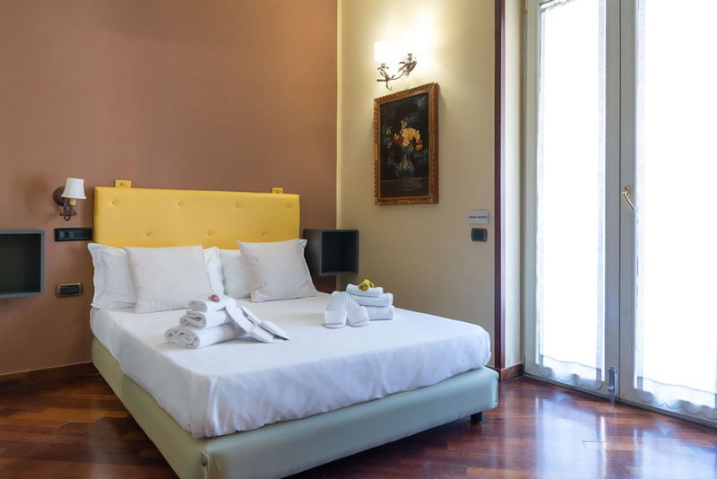 Hotel Suite Ares, Naples, Италия