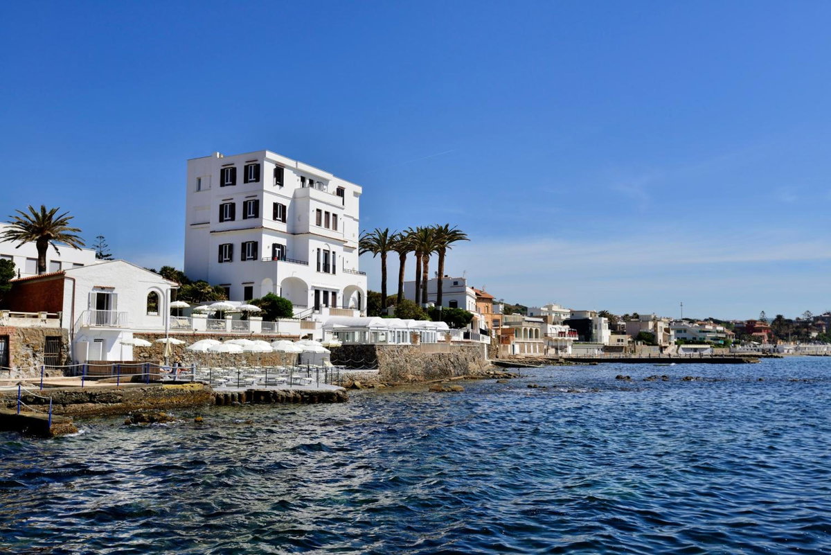 Hotel · Villa delle Palme, Civitavecchia