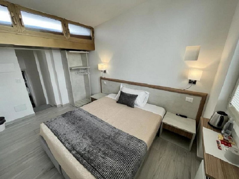 Hotel Ester, Florence, Italy