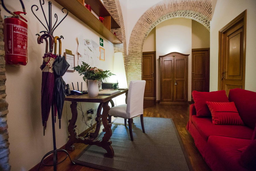 Pettinary Village B&B, Rome, Italy