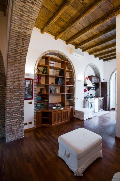 Pettinary Village B&B, Rome, Italy