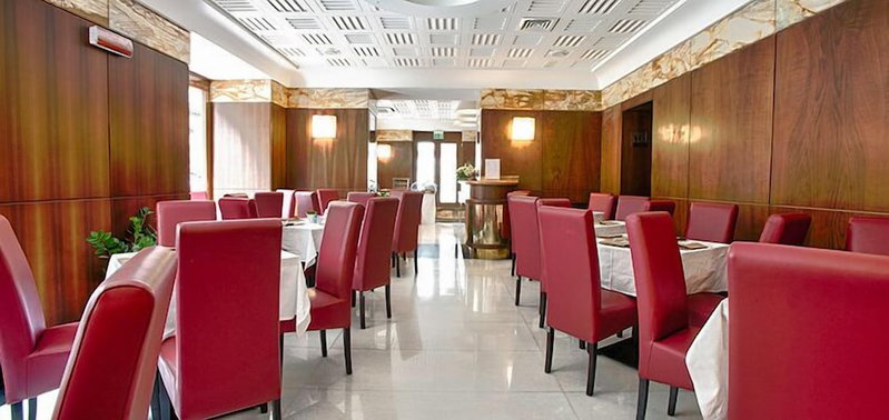 Hotel Naples, Pendino, Italy