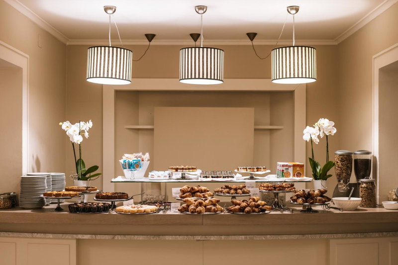 Hotel De La Ville, Riccione, Italy