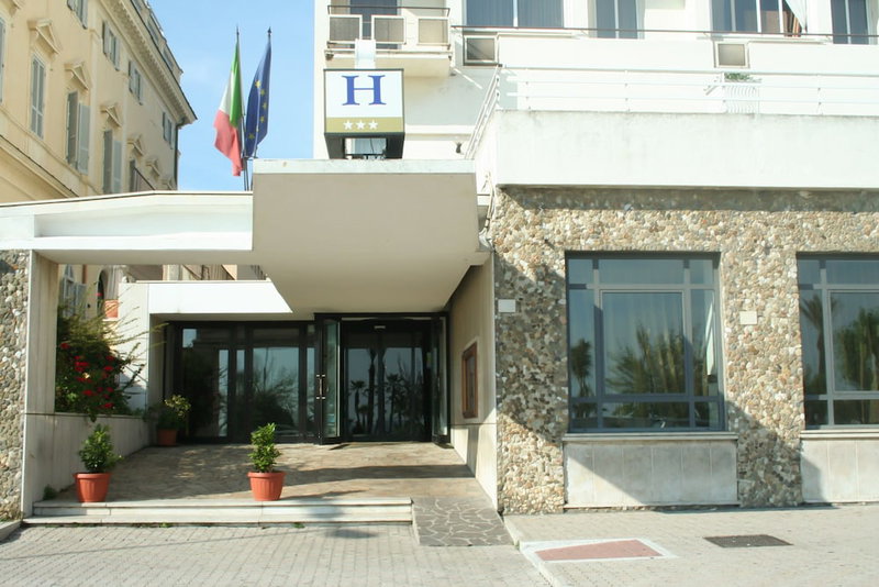 Mediterraneo Suisse, Civitavecchia, Italien