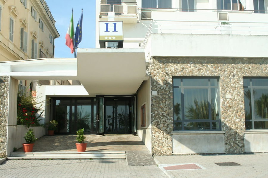 Mediterraneo Suisse, Civitavecchia, Italien