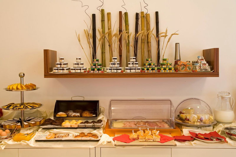 Card International Hotel, Rimini, Italy