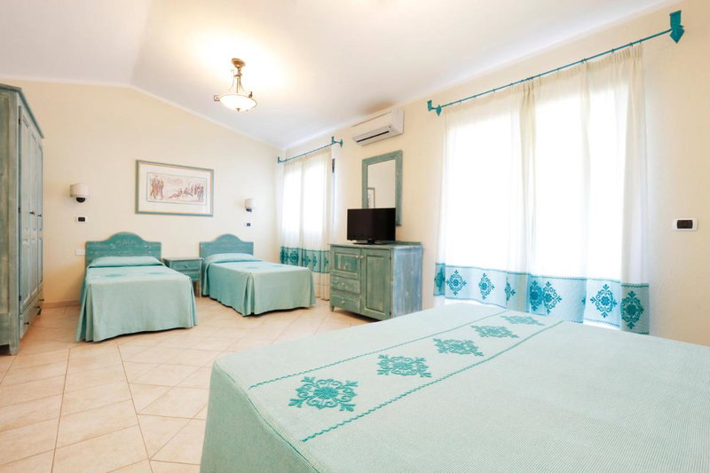Hotel Baia Aranzos, Olbia, Italy