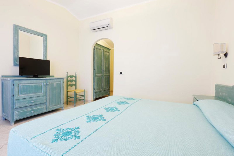 Hotel Baia Aranzos, Olbia, Italy