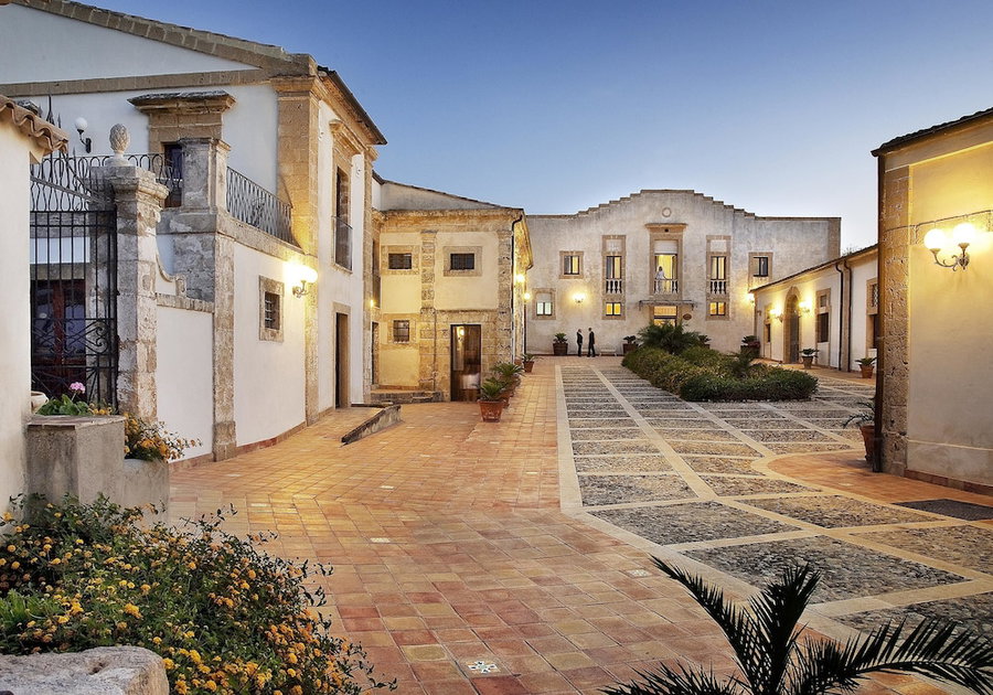 Hotel Villa Favorita, Noto, Italy