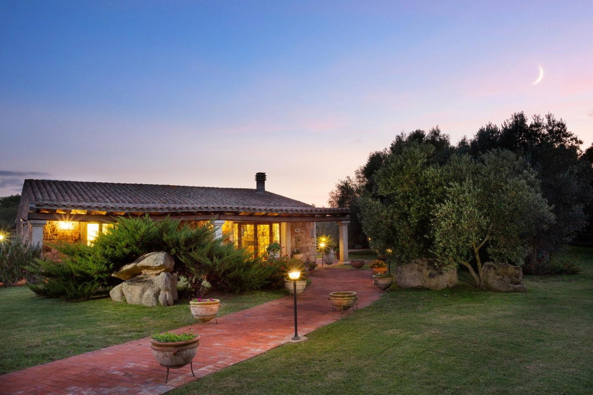 Отель · Felix Hotels - Country Resort Parco degli Ulivi, Arzachena