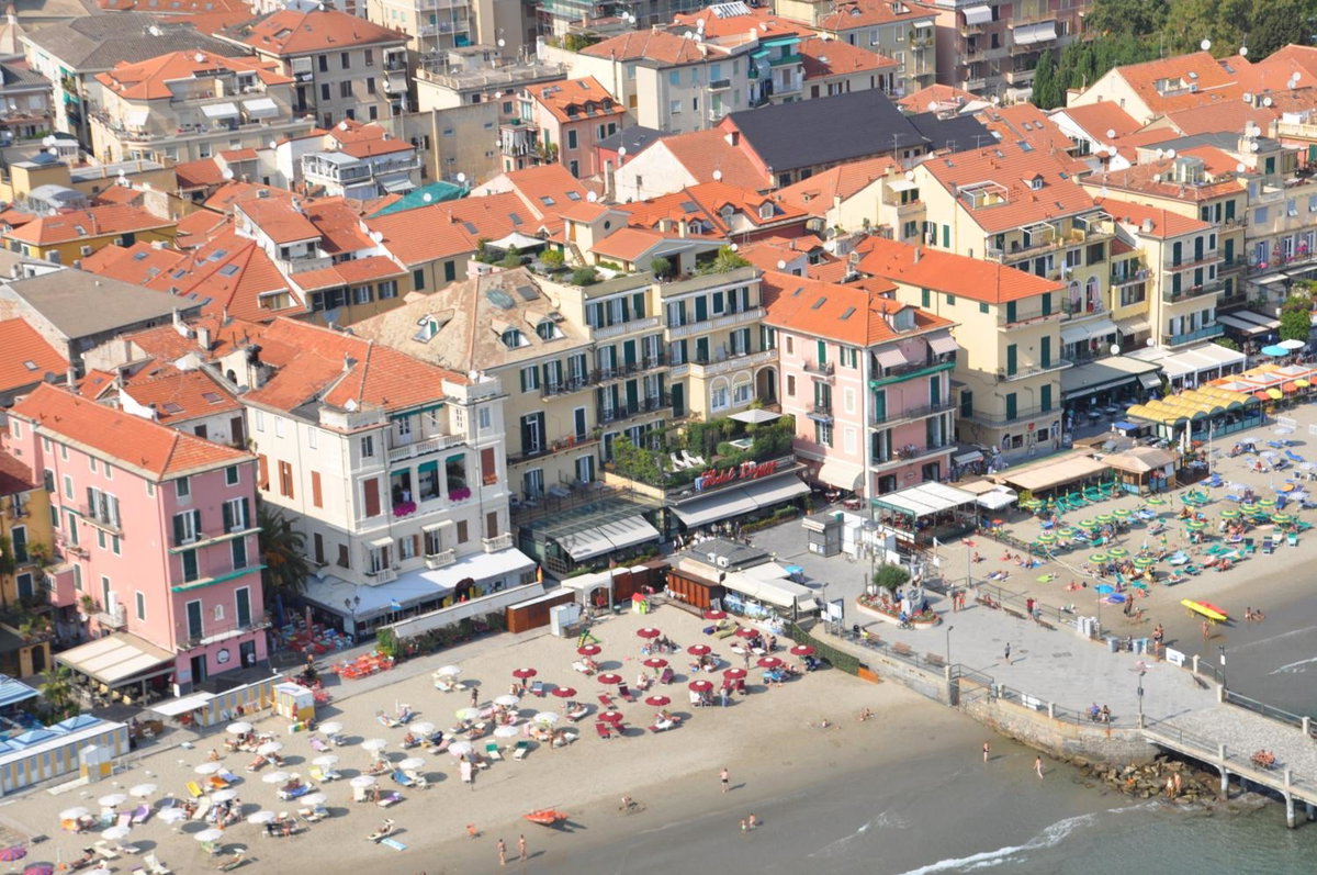 Hotel · Hotel Ligure, Albenga